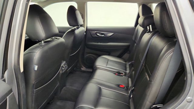 2017 Nissan Rogue FWD S - 23091262 - 18
