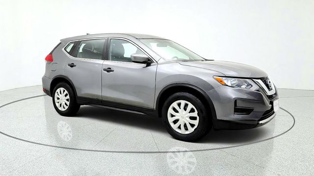 2017 Nissan Rogue FWD S - 23091262 - 2