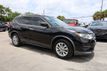 2017 NISSAN ROGUE FWD SV - 22460885 - 0