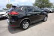 2017 NISSAN ROGUE FWD SV - 22460885 - 6