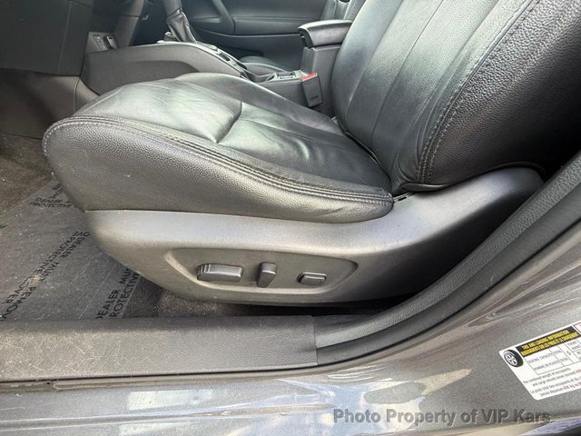 2017 Nissan Rogue FWD SV - 22928645 - 18