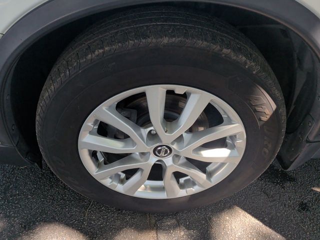 2017 Nissan Rogue S - 23027145 - 9
