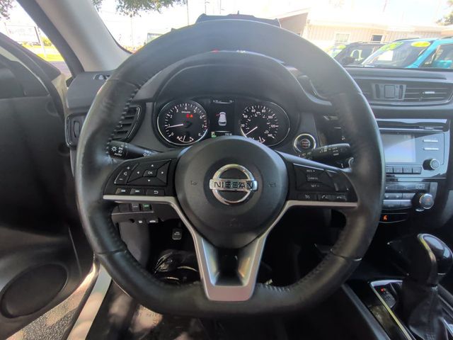 2017 Nissan Rogue S - 23027145 - 14