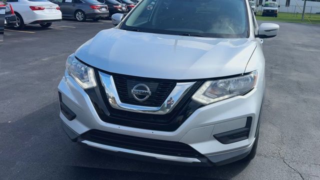 2017 Nissan Rogue S - 23027150 - 2