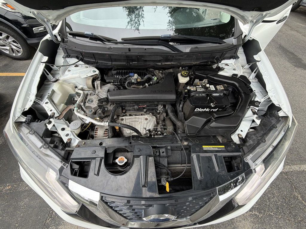 Nissan Rogue photo 11