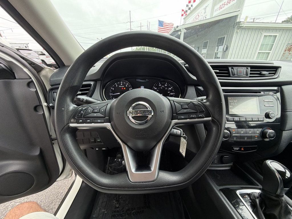 Nissan Rogue photo 15