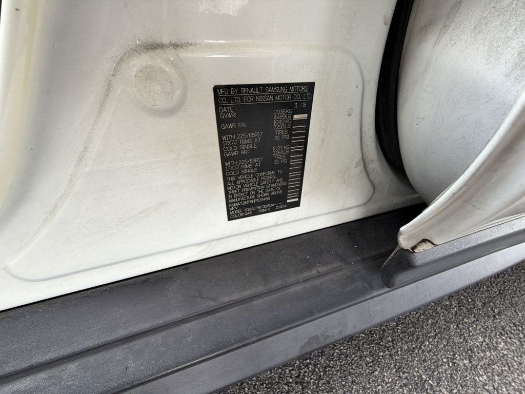 Nissan Rogue photo 23