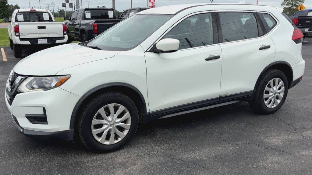 Nissan Rogue photo 4