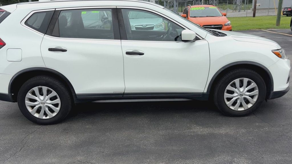 Nissan Rogue photo 9