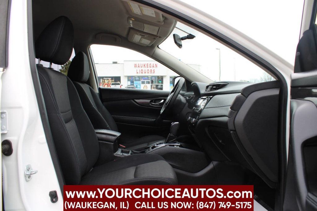 2017 Nissan Rogue S 4dr Crossover - 22832210 - 10