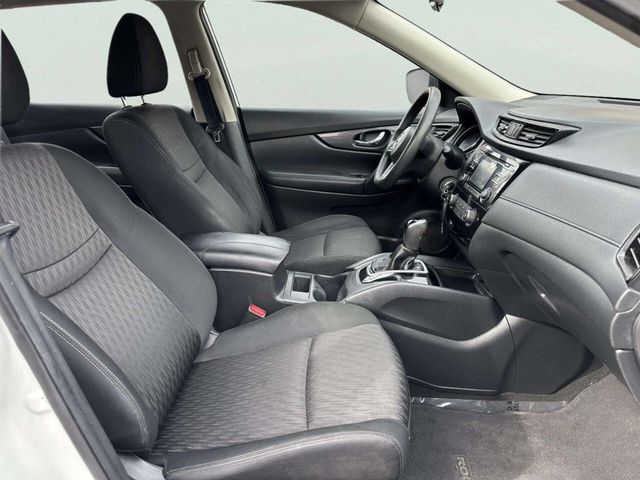 2017 Nissan Rogue S 4dr Crossover (midyear release) - 22992739 - 19