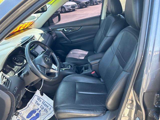 2017 Nissan Rogue SL - 23013403 - 7