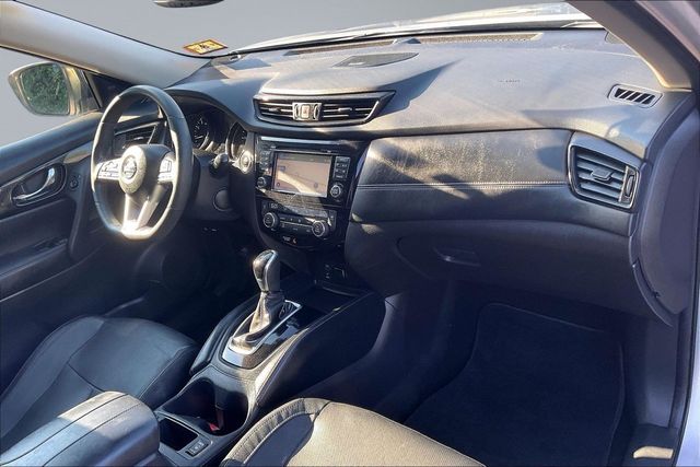 2017 Nissan Rogue SL - 23066054 - 9