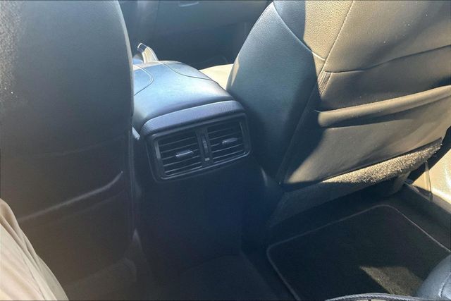 2017 Nissan Rogue SL - 23066054 - 28
