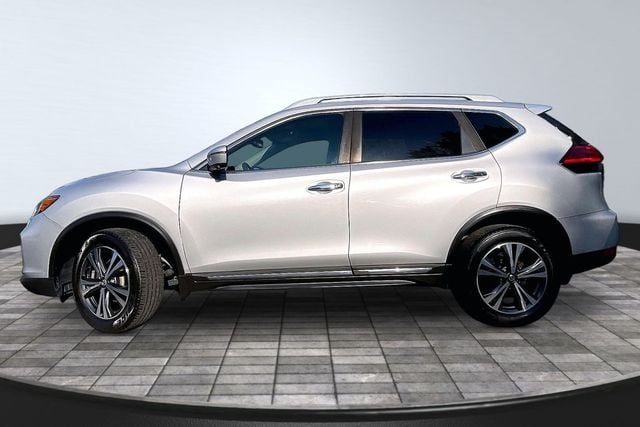 2017 Nissan Rogue SL - 23066054 - 2