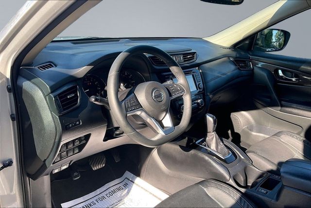 2017 Nissan Rogue SL - 23066054 - 8