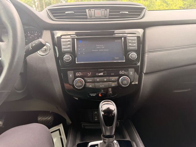 2017 Nissan Rogue SL - 23037159 - 5