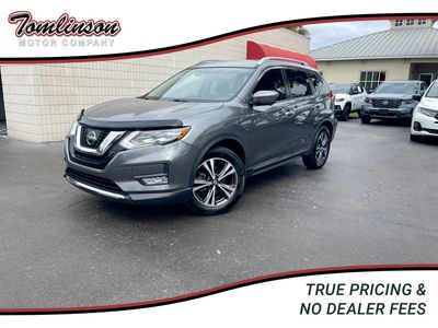 2017 NISSAN ROGUE