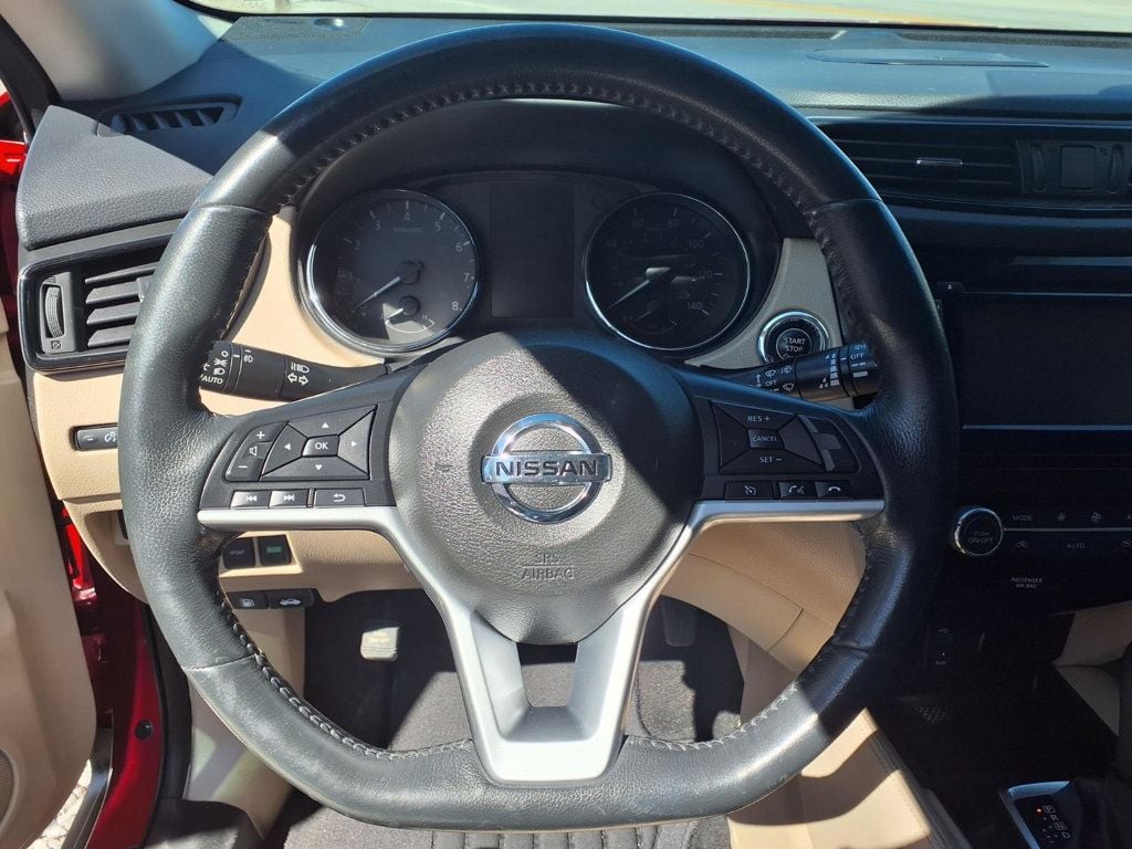 Nissan Rogue photo 6