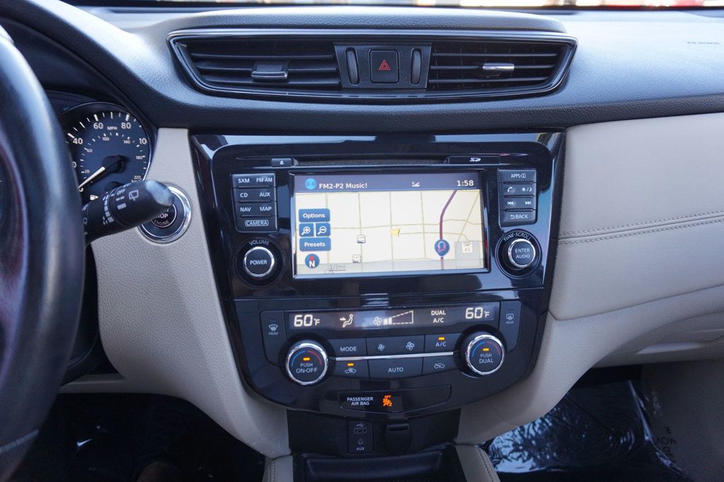 2017 Nissan Rogue SL photo 30