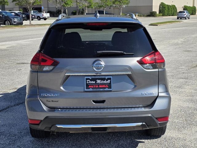 2017 Nissan Rogue SV - 23026702 - 3