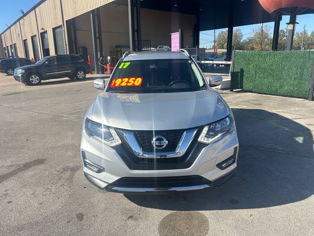 2017 Nissan Rogue SV - 22941859 - 1
