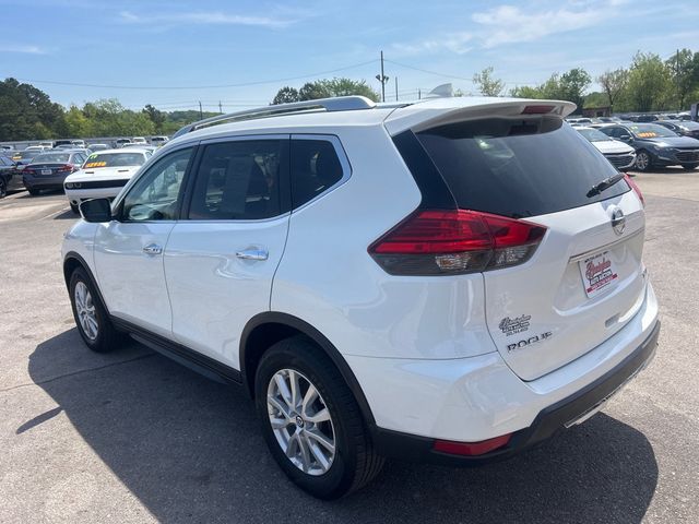 2017 Nissan Rogue SV - 22994546 - 5