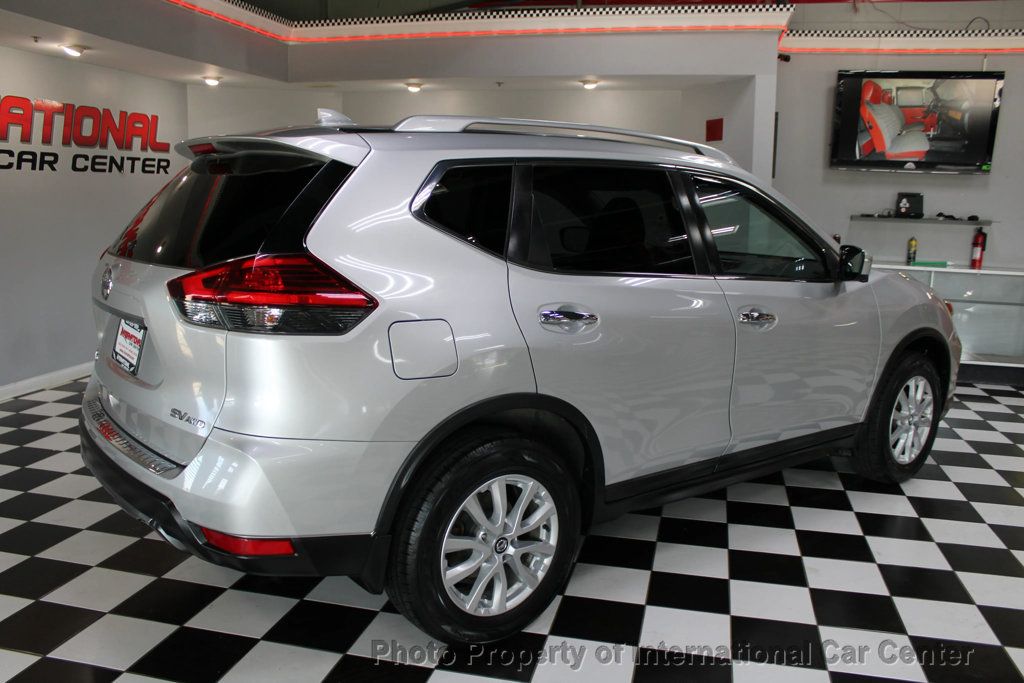 2017 Nissan Rogue SV (2017.5) Sport Utility 4D - 22927835 - 3