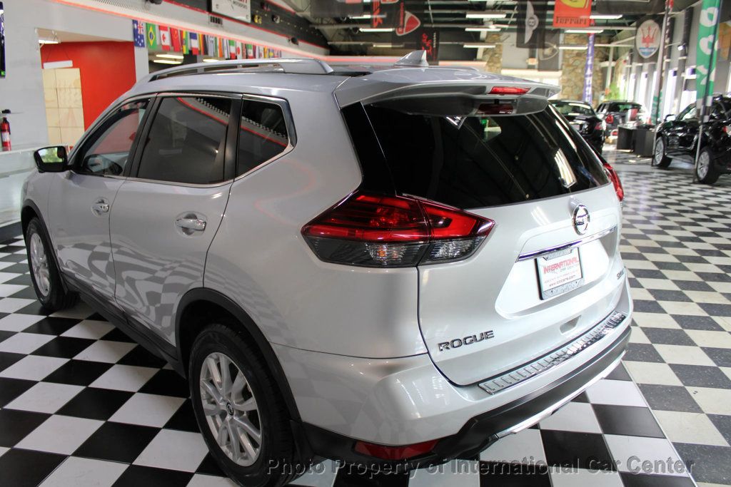 2017 Nissan Rogue SV (2017.5) Sport Utility 4D - 22927835 - 6