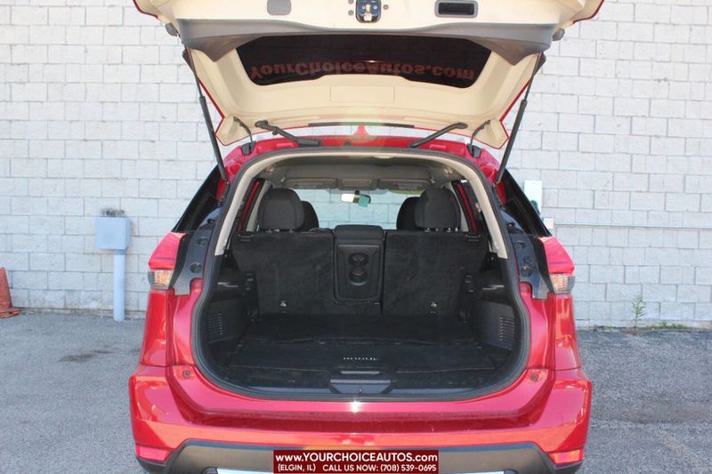 2017 Nissan Rogue SV 4dr Crossover - 22855339 - 9