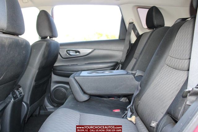 2017 Nissan Rogue SV 4dr Crossover - 22855339 - 17