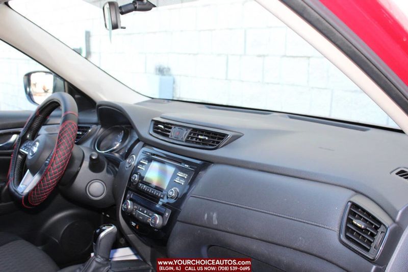 2017 Nissan Rogue SV 4dr Crossover - 22855339 - 19