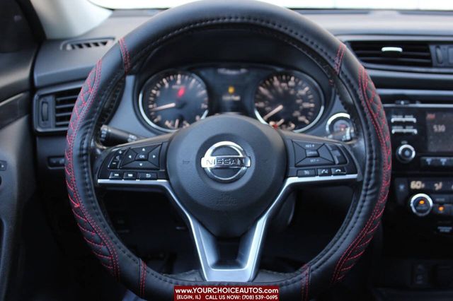 2017 Nissan Rogue SV 4dr Crossover - 22855339 - 27