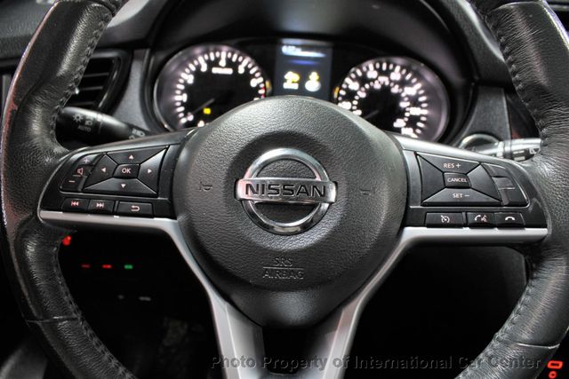 2017 Nissan Rogue SV AWD - 21923975 - 20