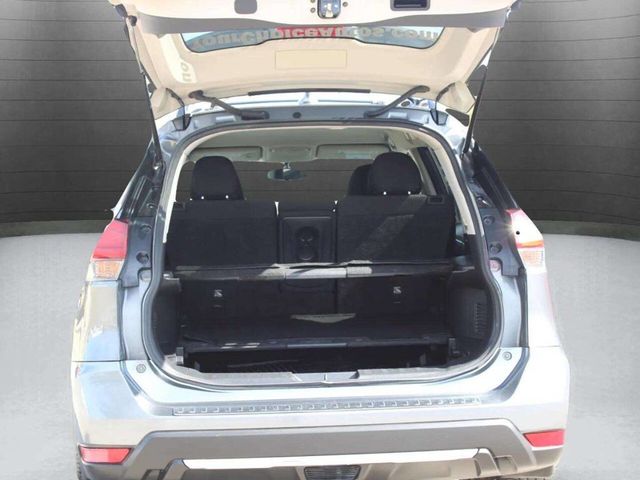 2017 Nissan Rogue SV AWD 4dr Crossover - 22926406 - 9
