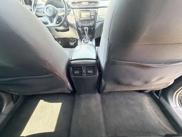 2017 Nissan Rogue SV AWD 4dr Crossover - 23030930 - 26