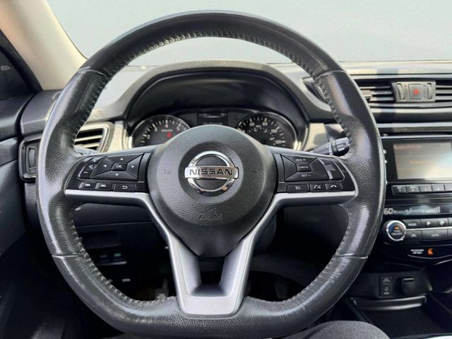 2017 Nissan Rogue SV AWD 4dr Crossover - 23030930 - 29