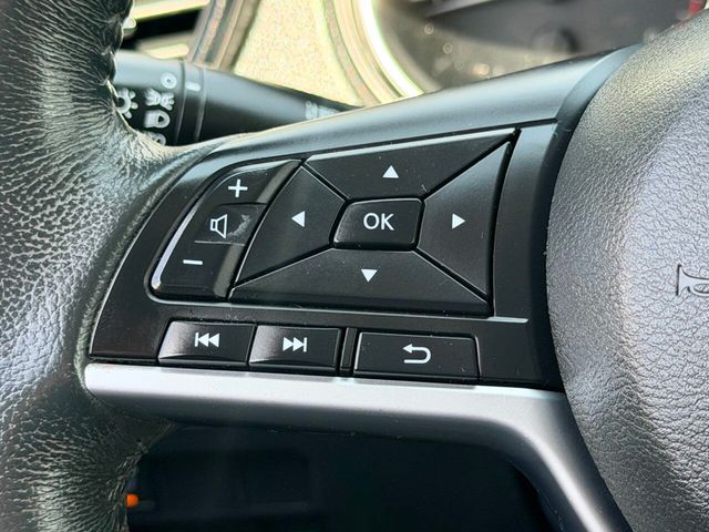 2017 Nissan Rogue SV AWD 4dr Crossover - 23030930 - 31