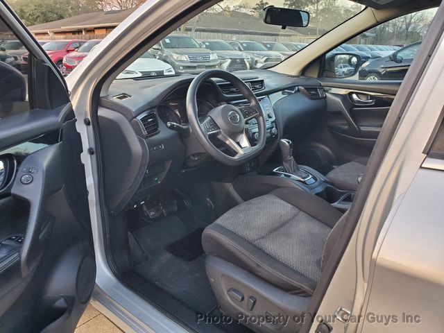 2017 Nissan Rogue Sport  - 22993672 - 21