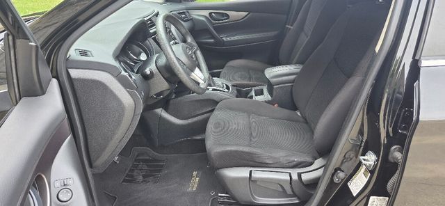 2017 Nissan Rogue Sport  - 23021721 - 10