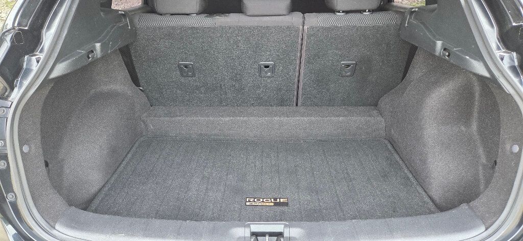 2017 Nissan Rogue Sport  - 23021721 - 15