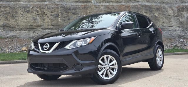 2017 Nissan Rogue Sport  - 23021721 - 30