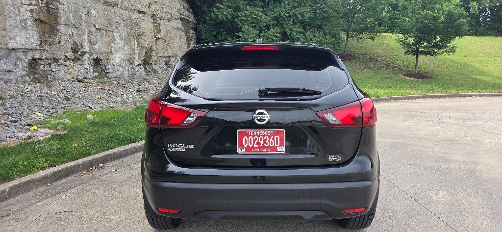 2017 Nissan Rogue Sport  - 23021721 - 5