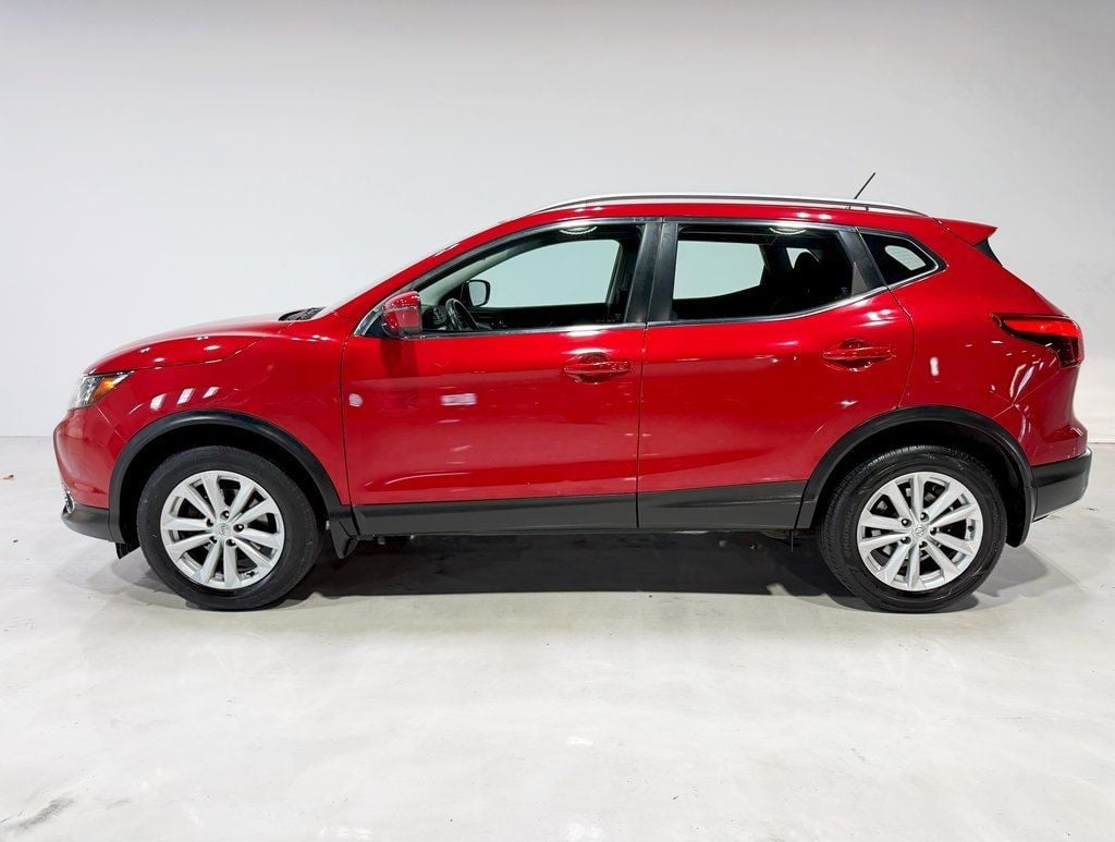 2017 Nissan Rogue Sport SV photo 4