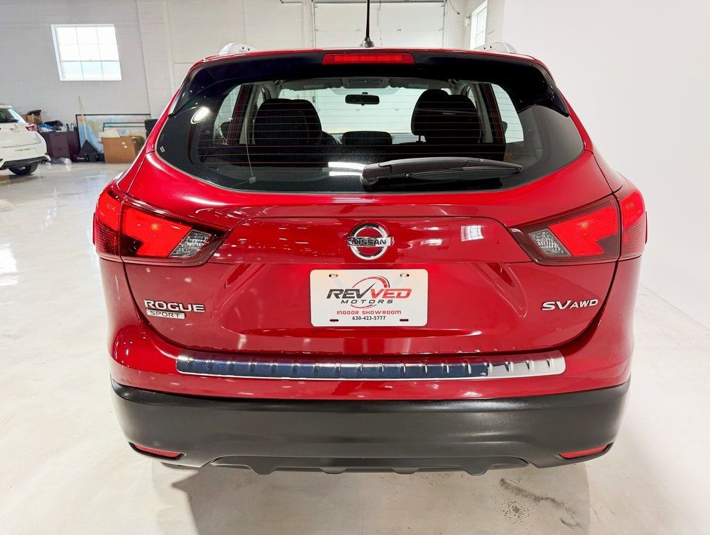 2017 Nissan Rogue Sport SV photo 6