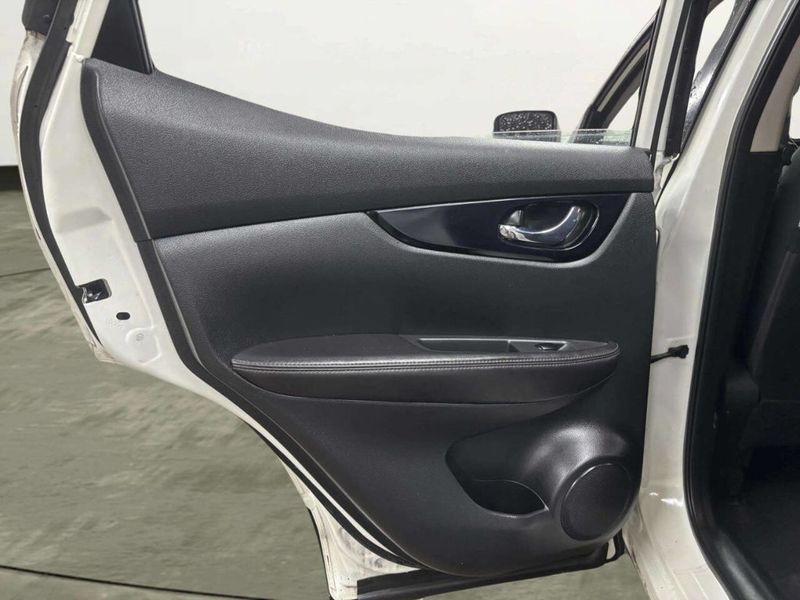 2017 Nissan Rogue Sport AWD SV - 22995194 - 12