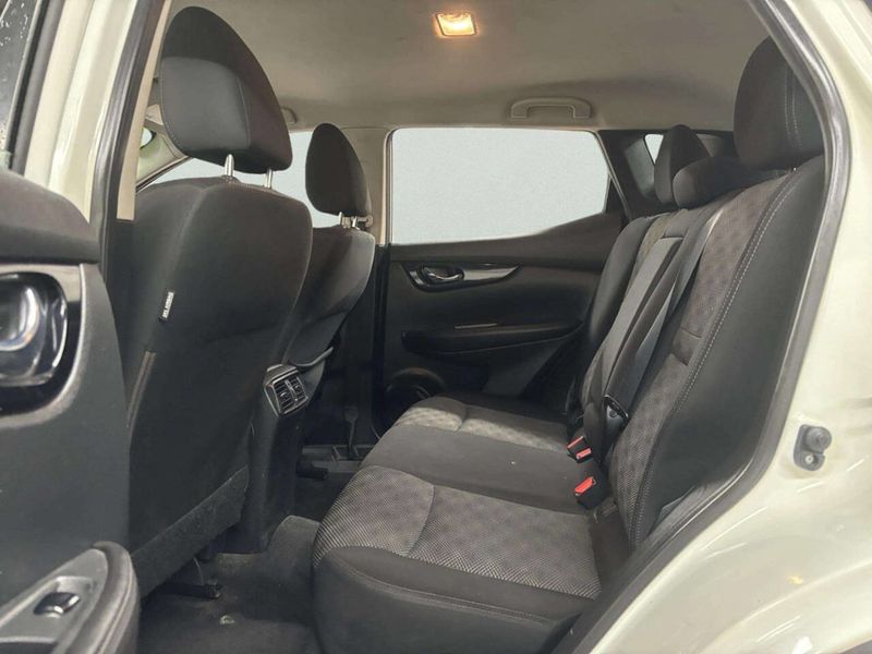 2017 Nissan Rogue Sport AWD SV - 22995194 - 13