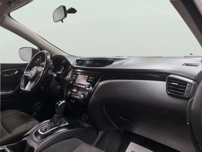 2017 Nissan Rogue Sport AWD SV - 22995194 - 18