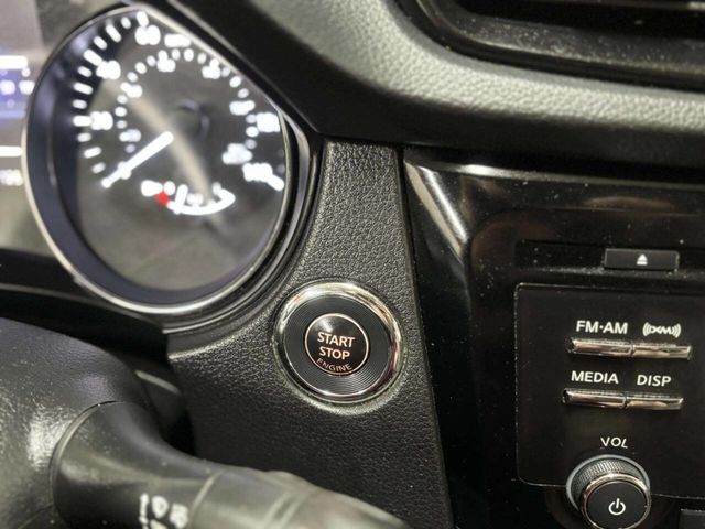 2017 Nissan Rogue Sport AWD SV - 22995194 - 21