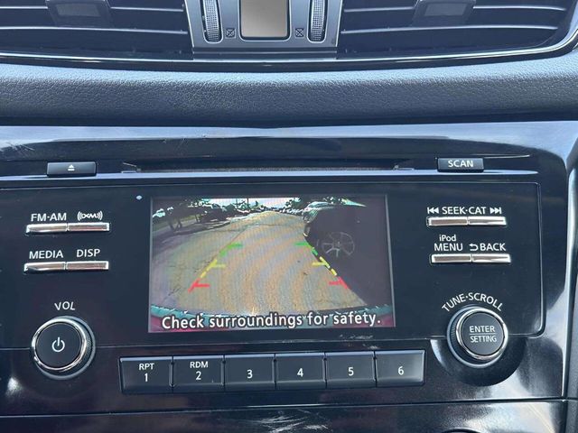 2017 Nissan Rogue Sport AWD SV - 23049605 - 25